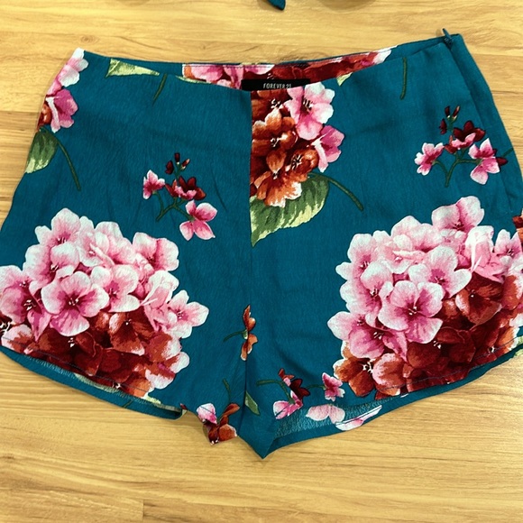 Forever 21 floral matching set - Picture 5 of 9